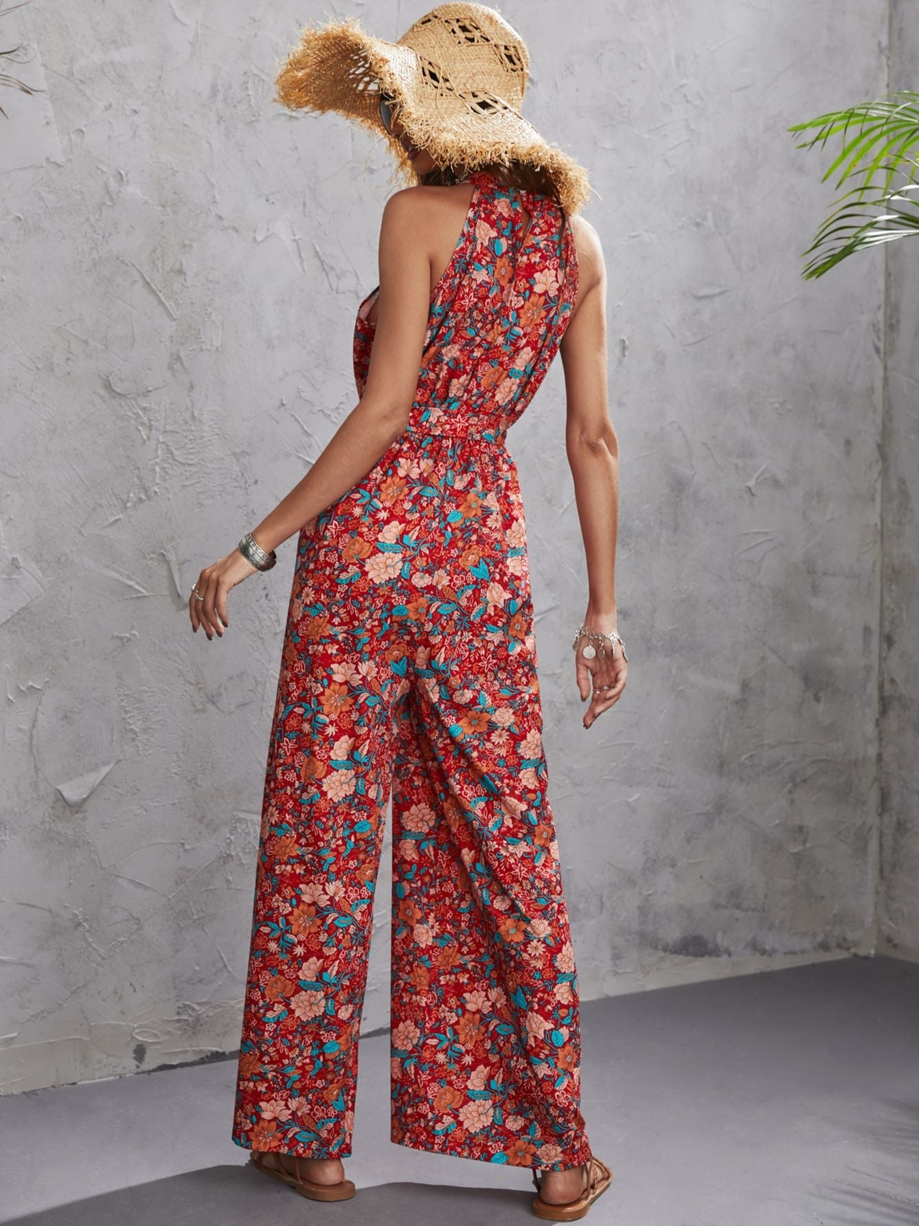 Hattie - Blomstret jumpsuit med halterneck